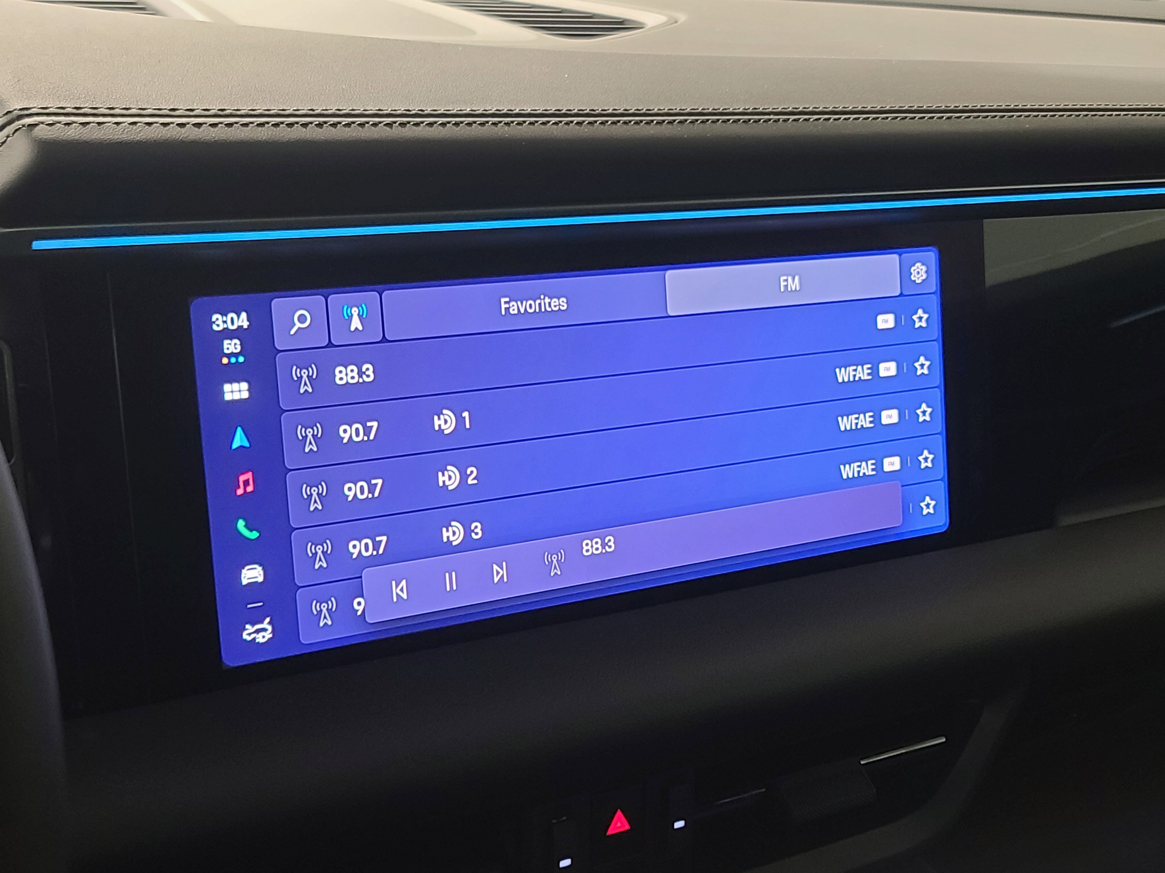 New 2026 Porsche Macan 4 Electric AWD/4WD image 21