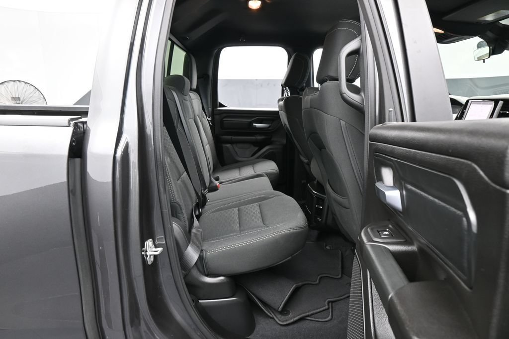 Used 2026 RAM 1500 Express RWD image 33