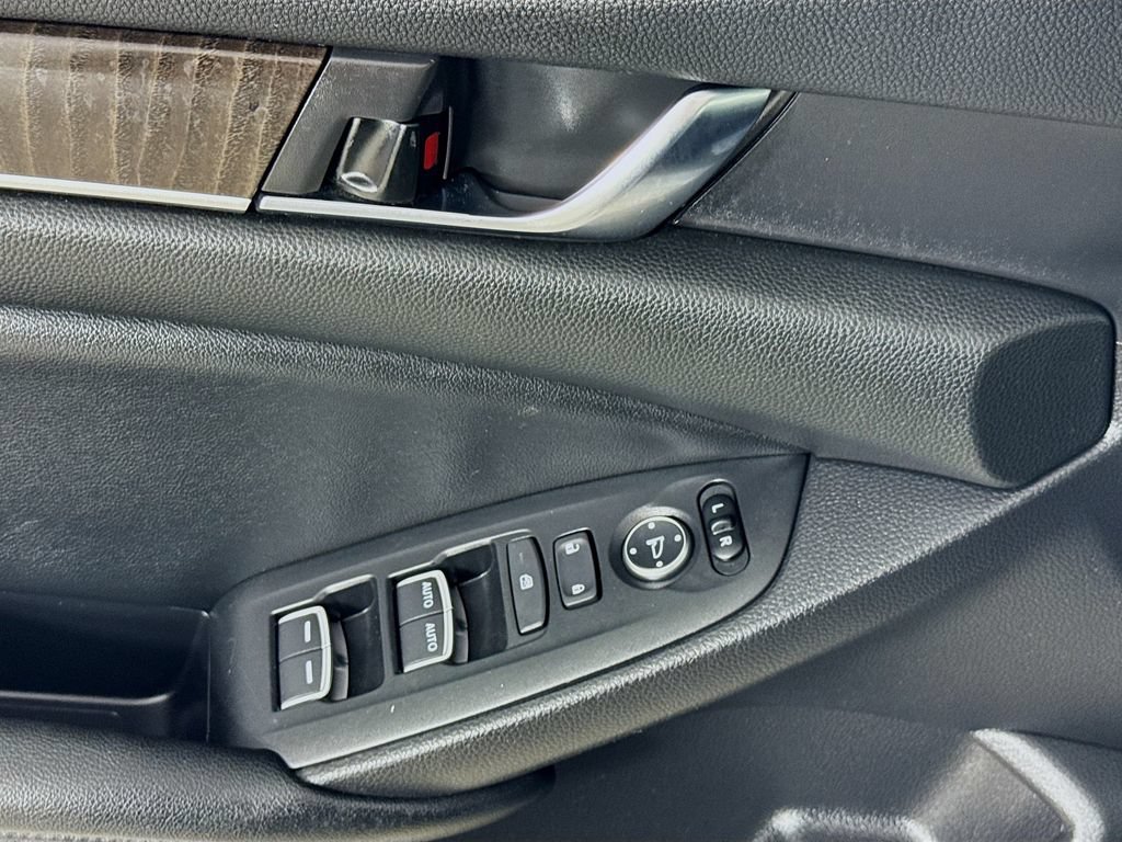 Certified 2021 Honda Accord EX image 20