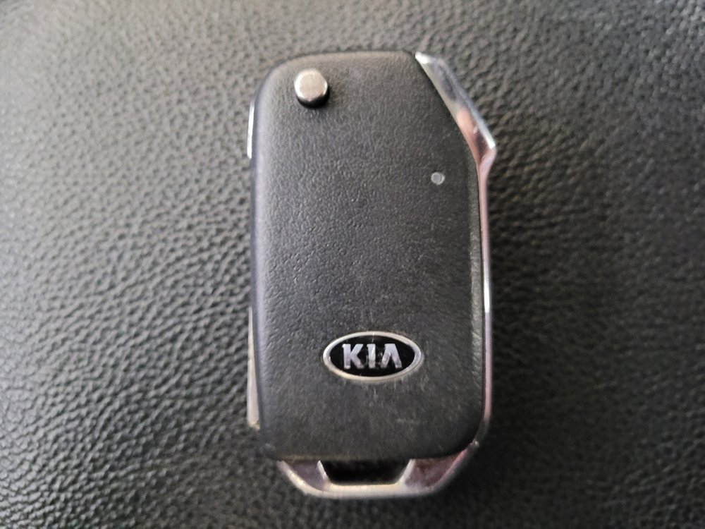 Used 2019 Kia Forte LXS FWD image 32