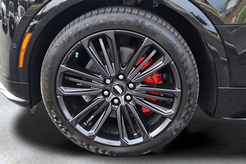 New 2026 Cadillac Lyriq V image 9