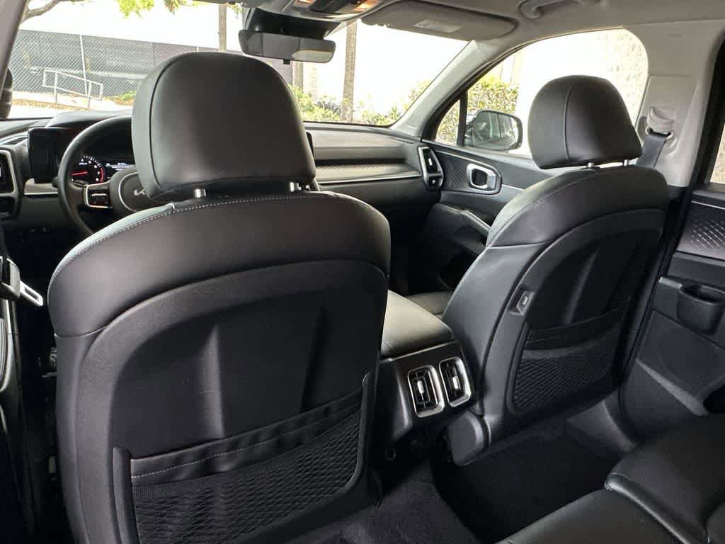 Certified 2023 Kia Sorento S FWD image 23