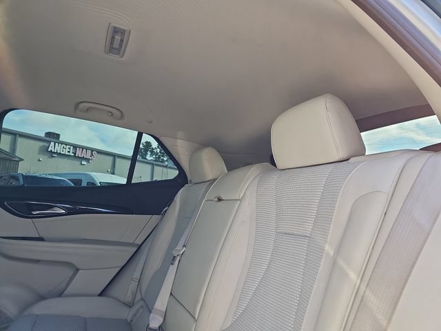 Used 2023 Buick Envision Preferred FWD image 14