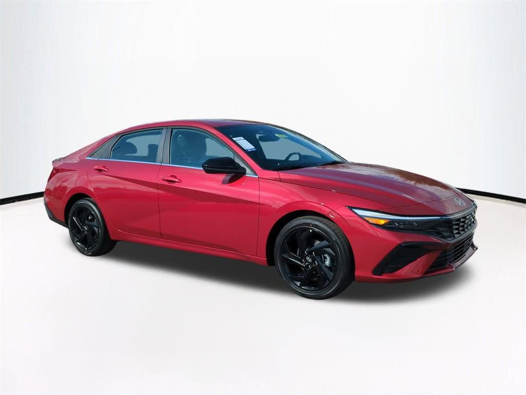 New 2026 Hyundai Elantra SEL Sport image 2