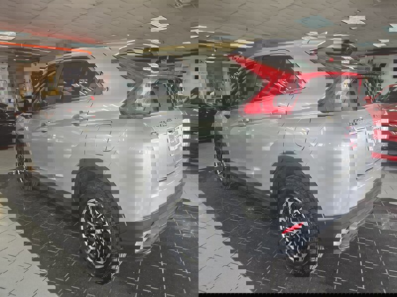 Used 2020 Mitsubishi Eclipse Cross ES image 6