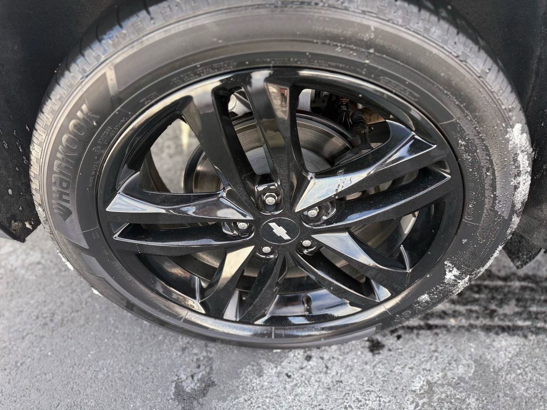 Used 2021 Chevrolet Equinox LT image 24