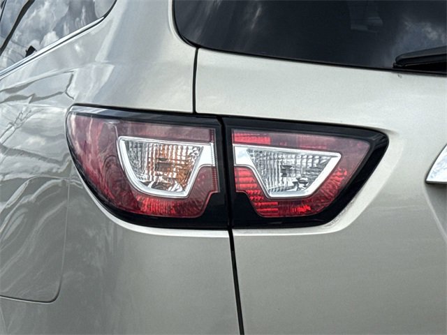 Used 2016 Chevrolet Traverse LT w/ Style and Technology Package image 11