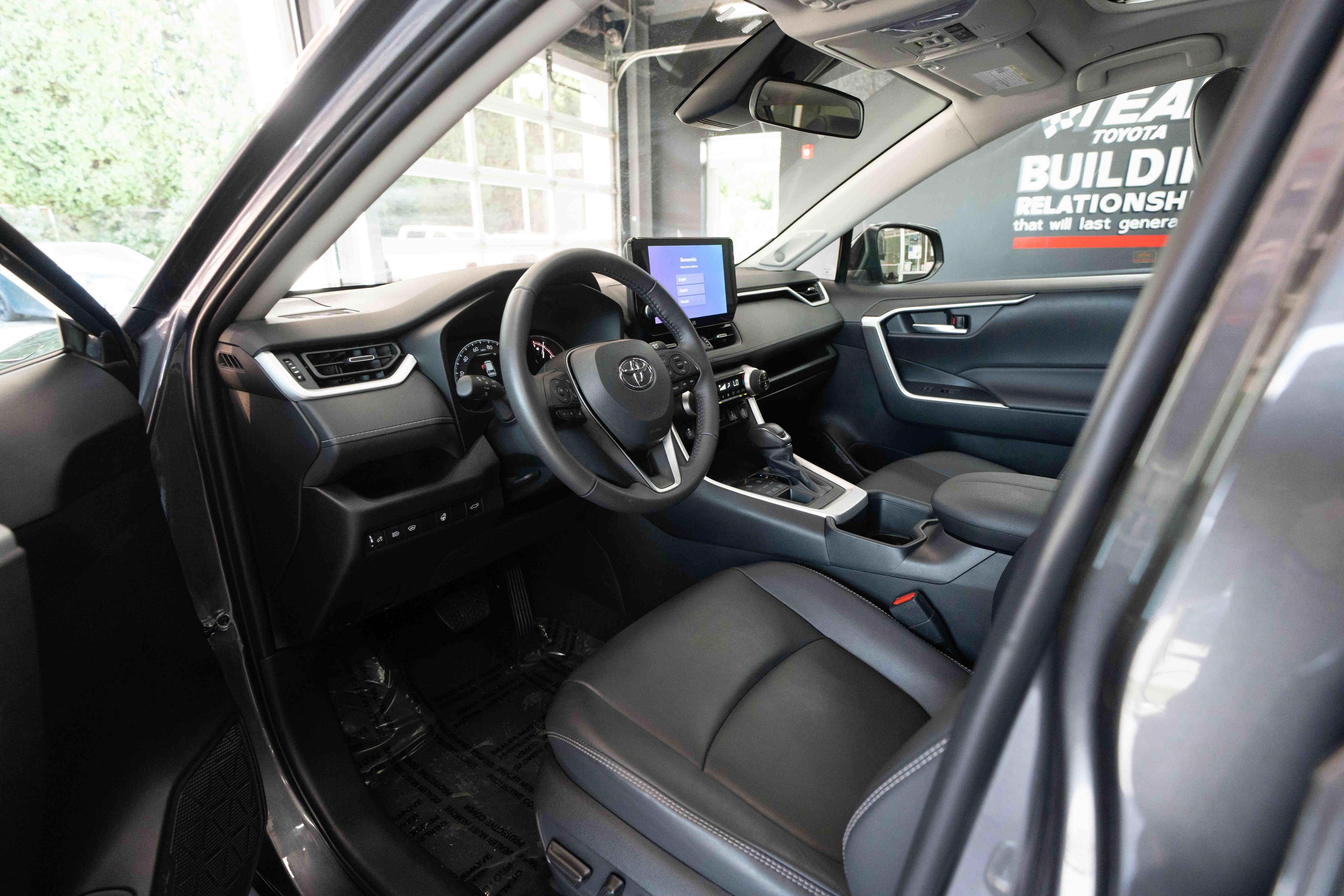 Certified 2023 Toyota RAV4 XLE Premium AWD/4WD image 9