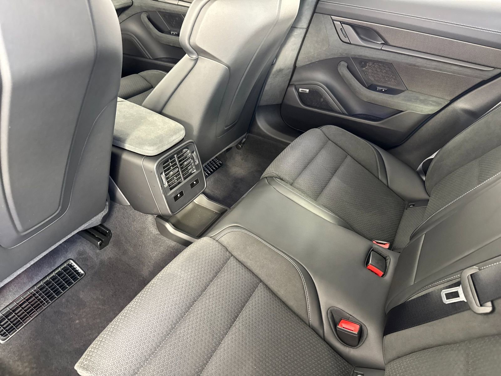 New 2026 Porsche Taycan GTS image 13