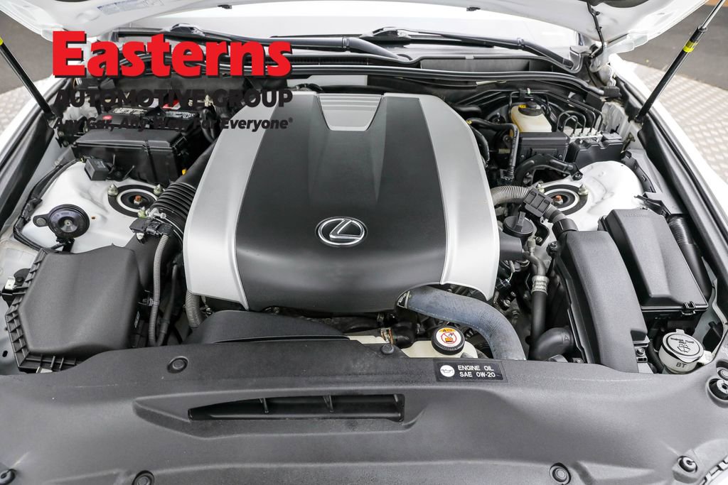 Used 2018 Lexus IS 300 AWD image 7