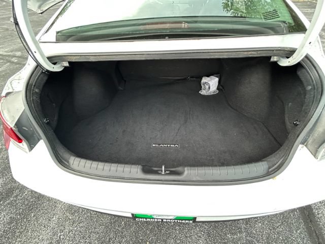 Used 2021 Hyundai Elantra SEL w/ Cargo Package FWD image 29