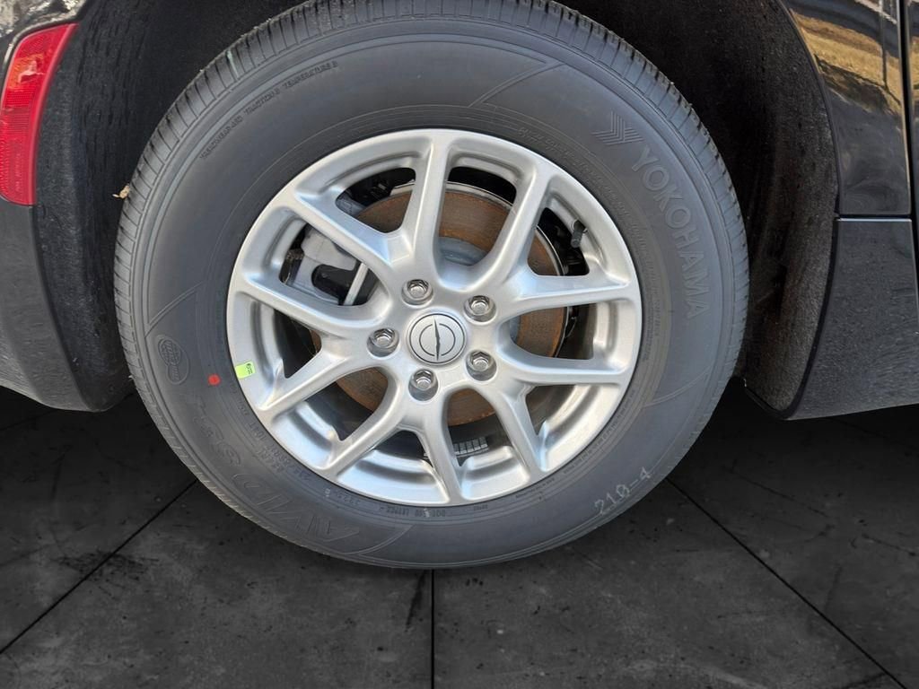 New 2026 Chrysler Voyager LX image 30