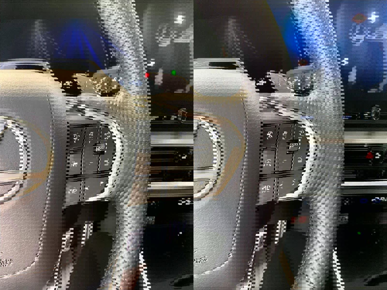 Used 2025 Lexus TX 500h AWD image 20