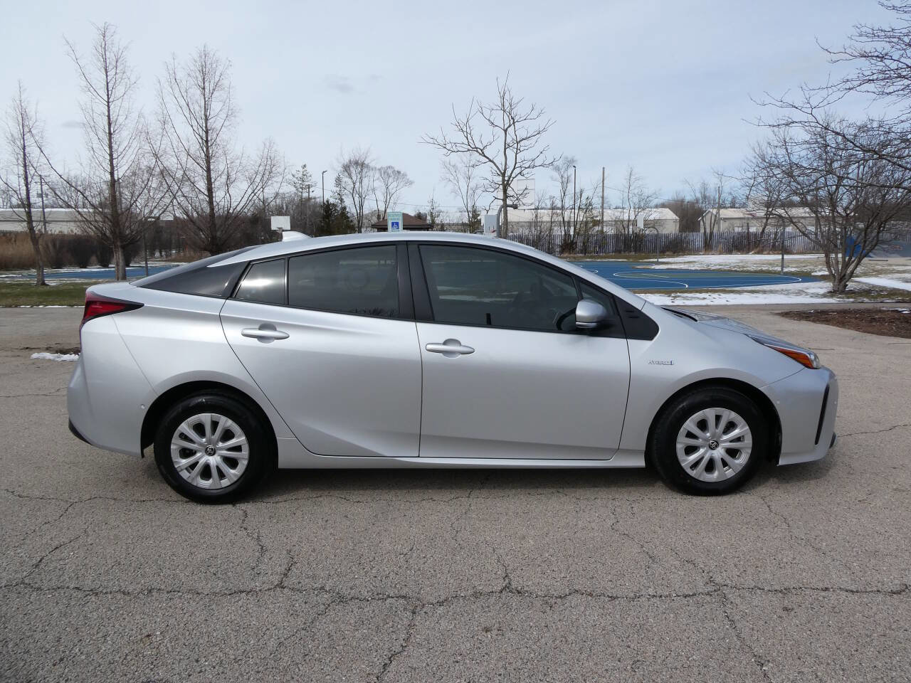 Used 2021 Toyota Prius LE image 4