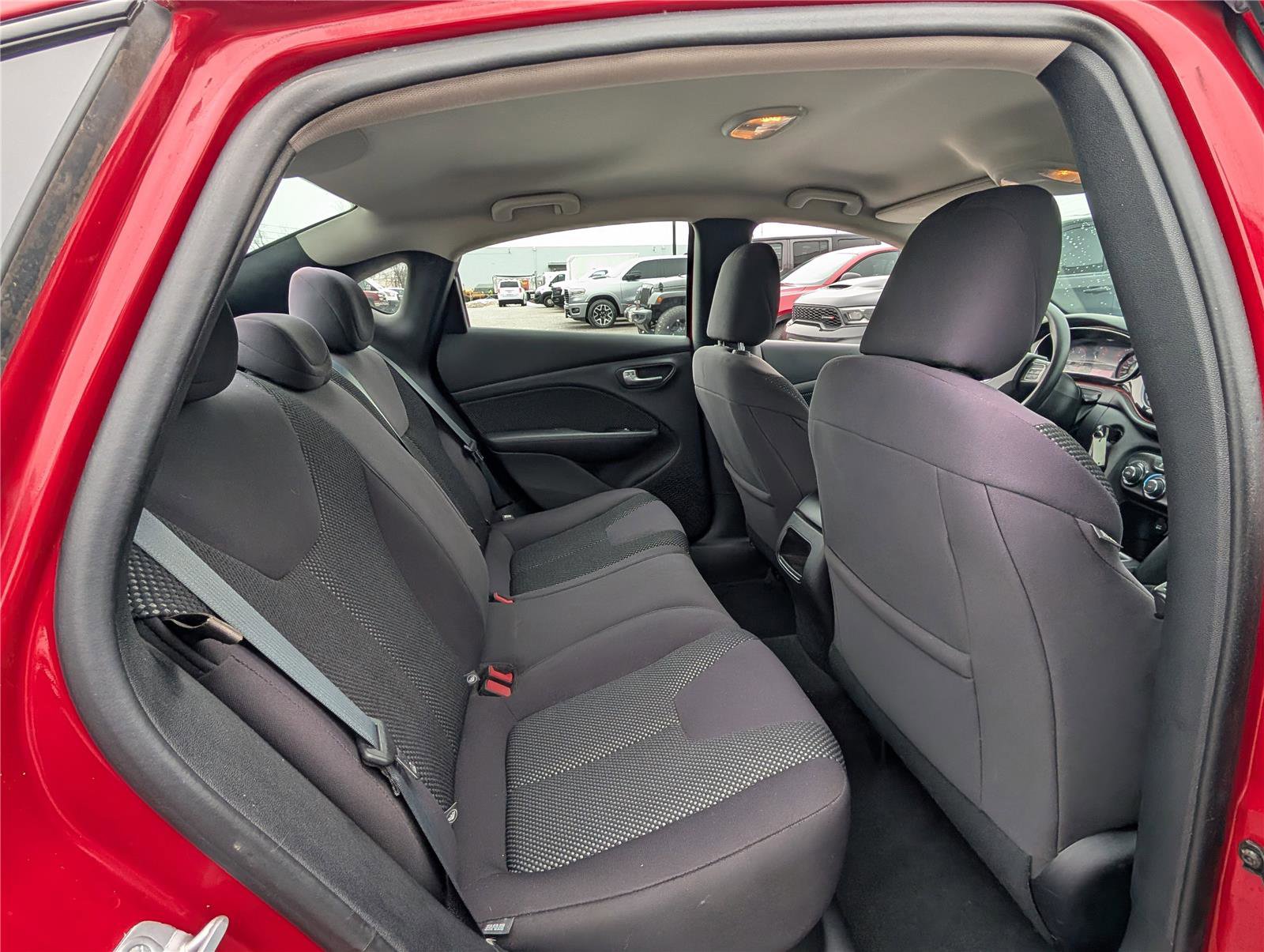 Used 2014 Dodge Dart SE w/ Convenience Group FWD image 11