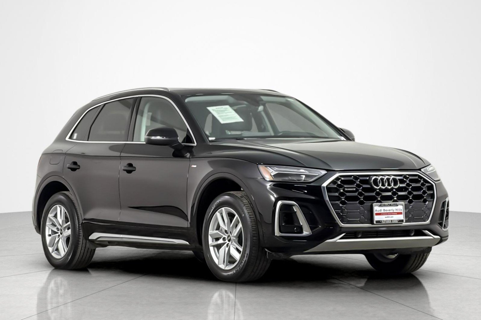 Used 2023 Audi Q5 2.0T Premium w/ Convenience Package AWD/4WD image 7