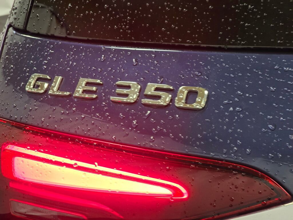 Used 2024 Mercedes-Benz GLE 350 GLE 350 w/ 3rd Row Seat Package image 33