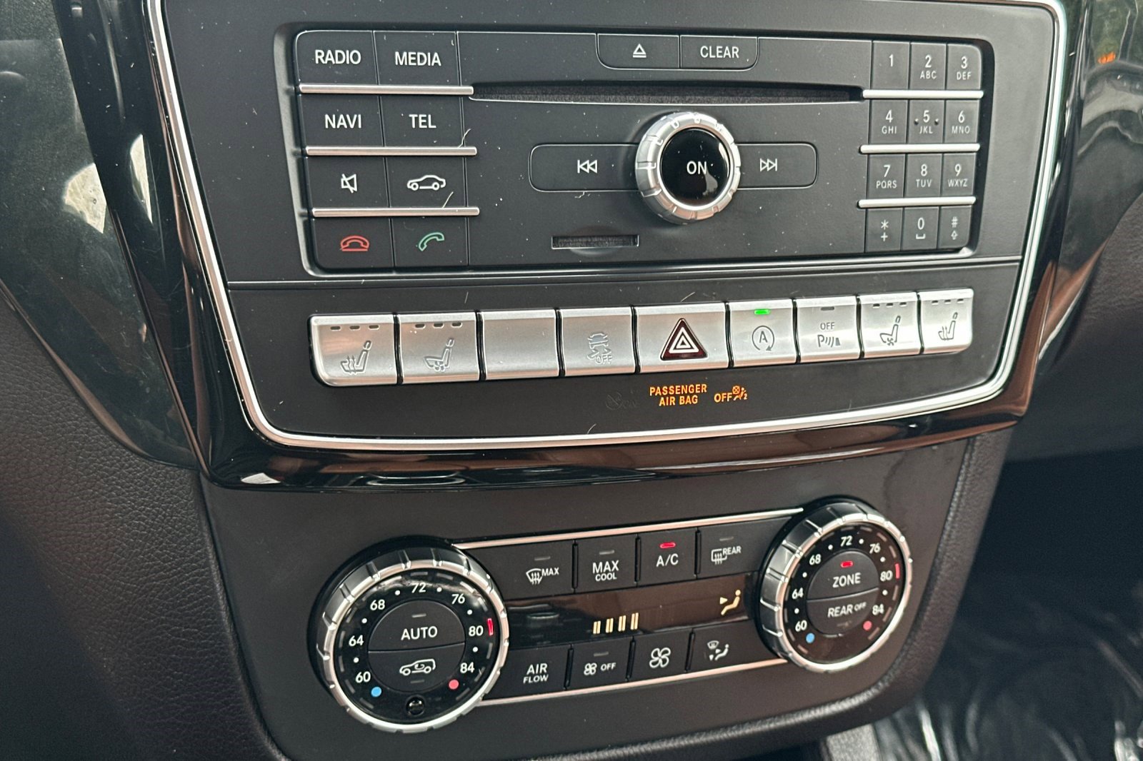 Used 2018 Mercedes-Benz GLS 550 4MATIC image 25