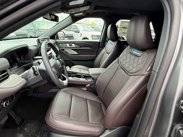 New 2026 Ford Explorer Platinum w/ LUX Leather Package AWD/4WD image 11