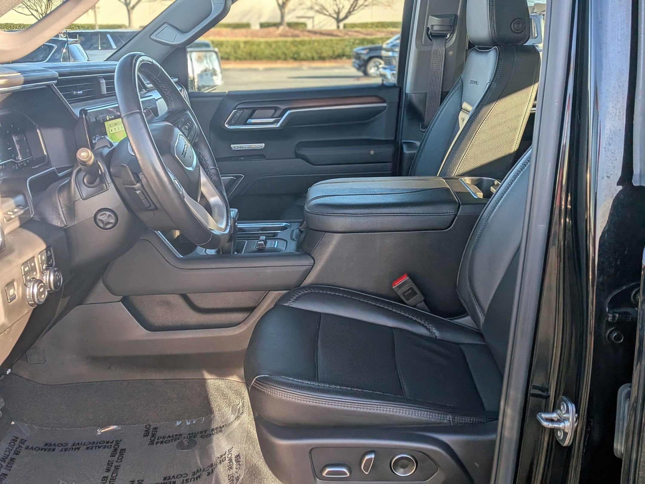 Certified 2025 GMC Sierra 1500 Denali image 14