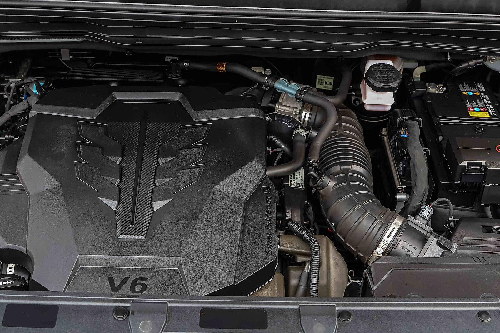 Certified 2025 Kia Carnival SX Prestige FWD image 30