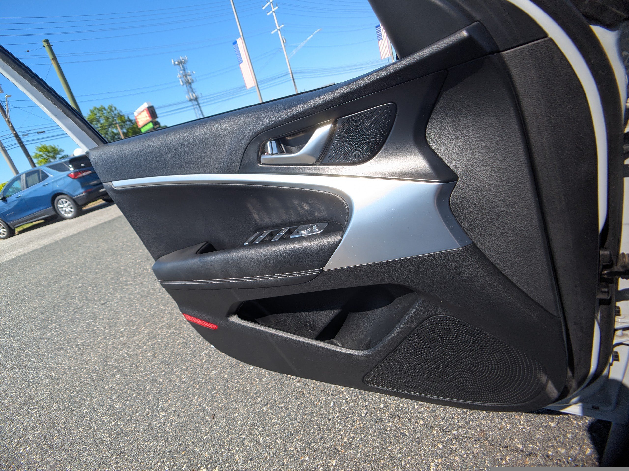 Used 2023 Genesis G70 2.0T AWD/4WD image 24
