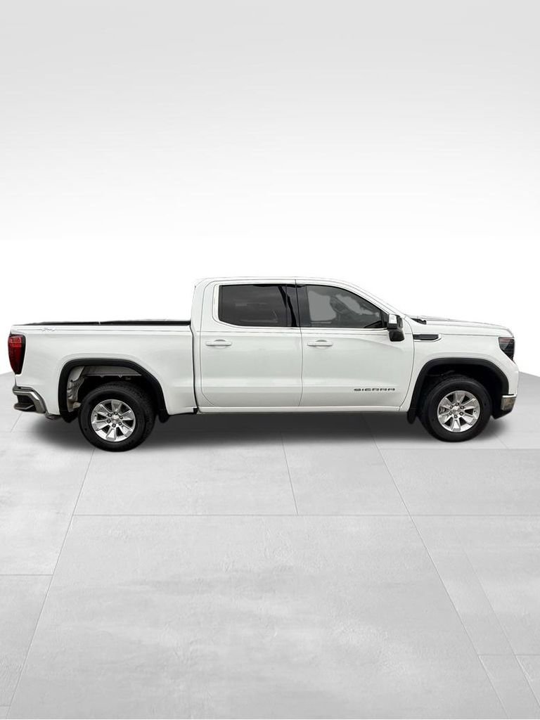 Used 2023 GMC Sierra 1500 SLE image 4