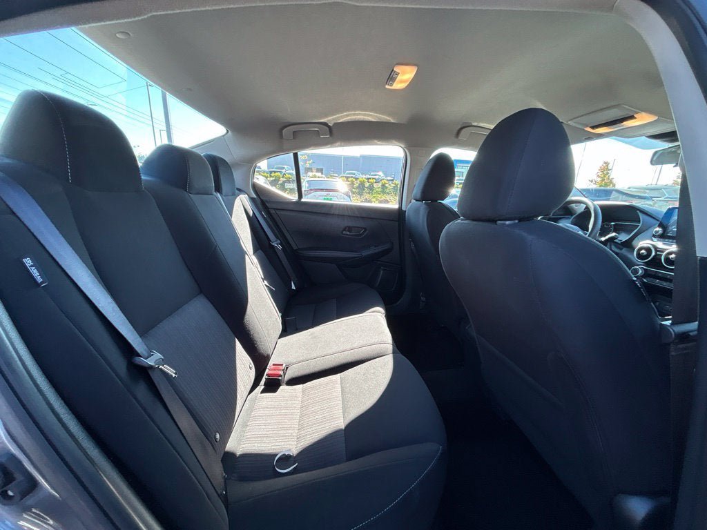 Used 2024 Nissan Sentra SV FWD image 12