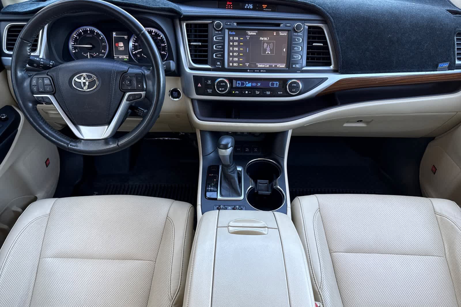 Used 2019 Toyota Highlander Limited Platinum AWD/4WD image 13