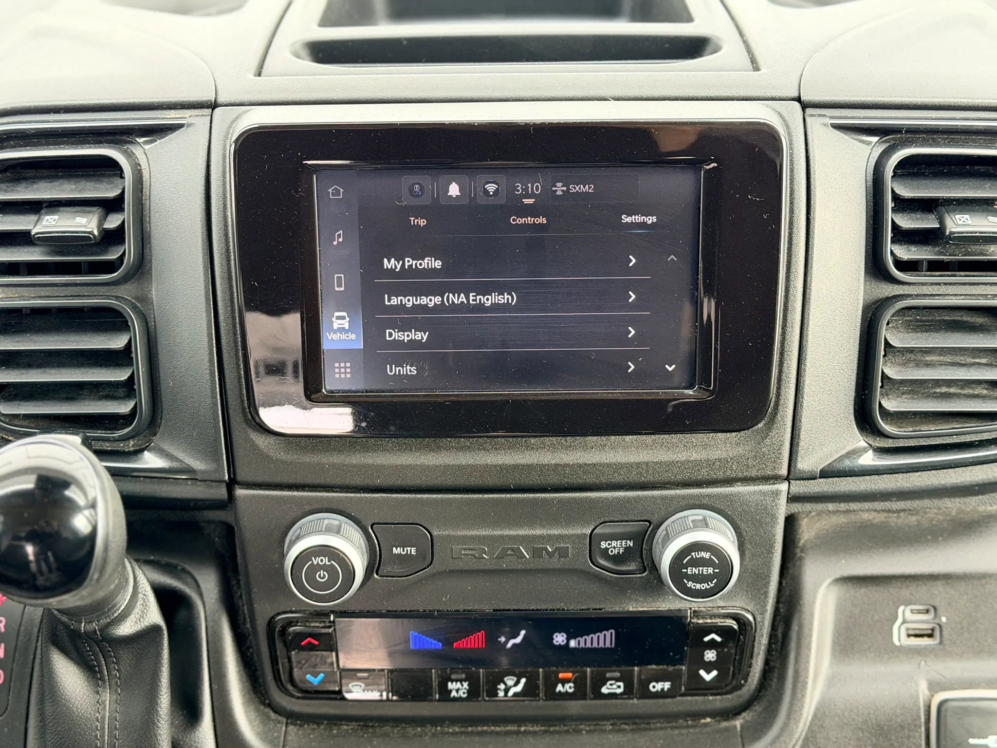 Used 2023 RAM ProMaster 2500 image 24