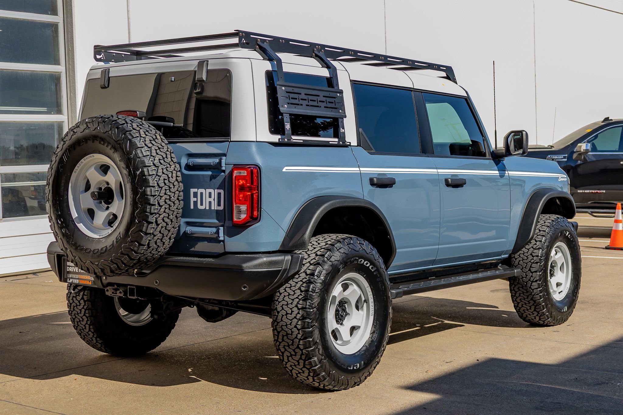 Used 2023 Ford Bronco Heritage Edition image 10