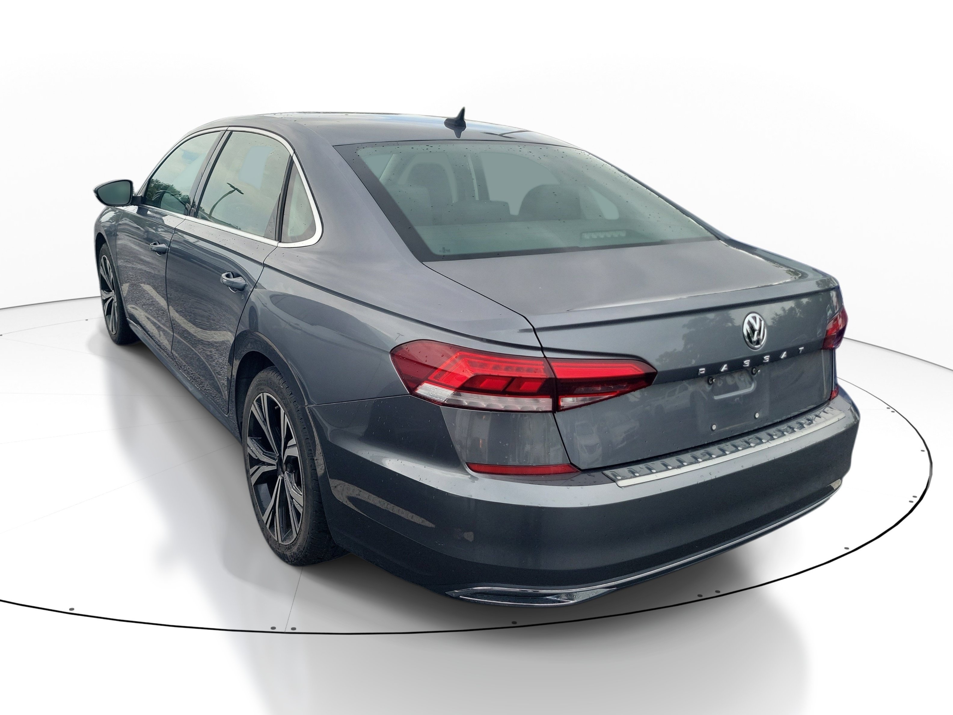 Used 2021 Volkswagen Passat 2.0T SE FWD image 7