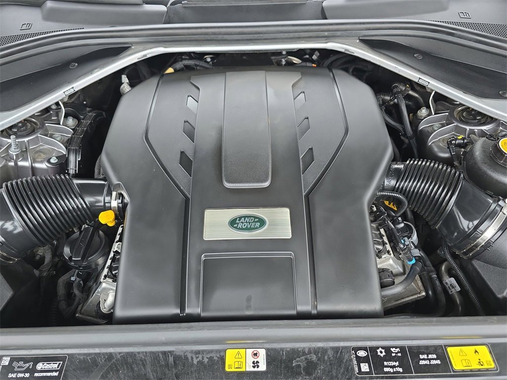 Certified 2023 Land Rover Range Rover SE image 33