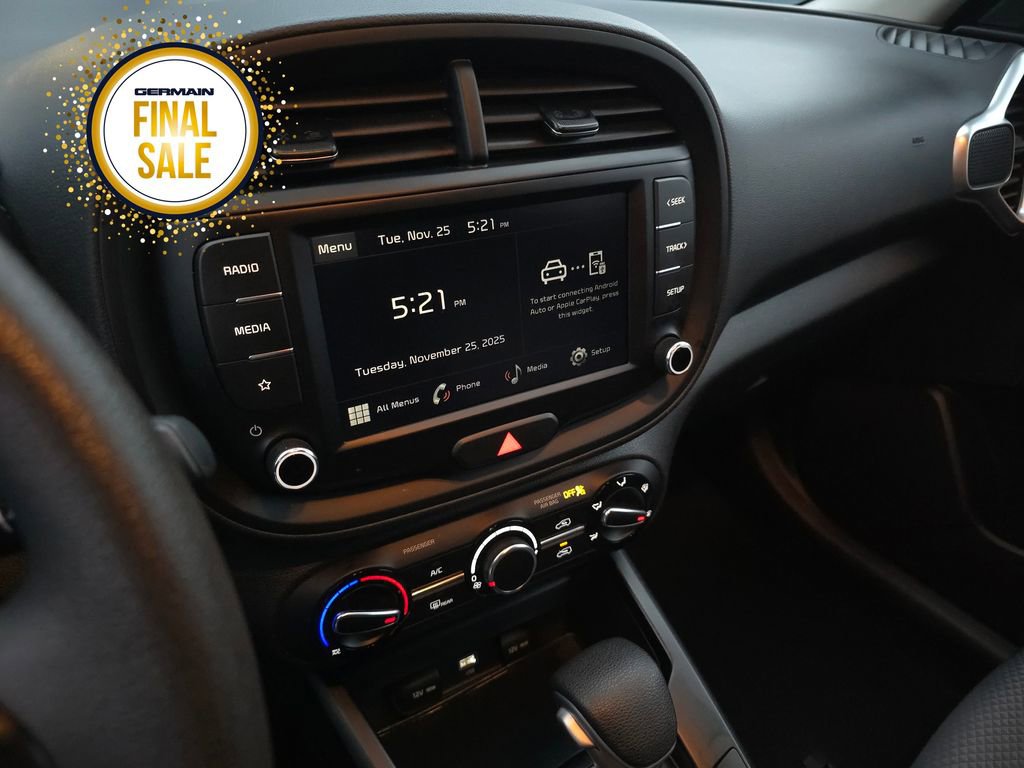 Certified 2024 Kia Soul LX w/ Option Group 015 image 21