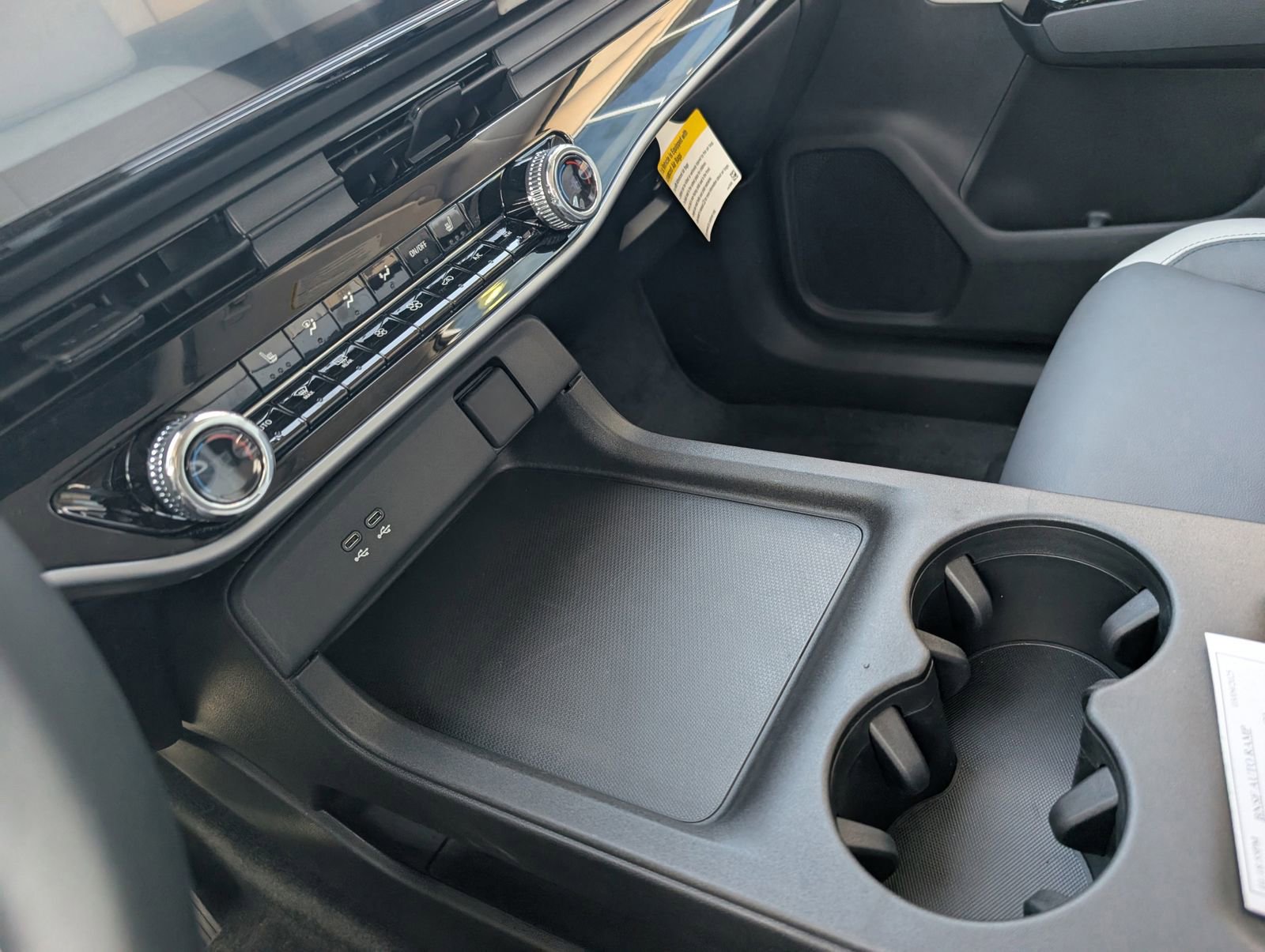 New 2026 Honda Prologue Touring image 13