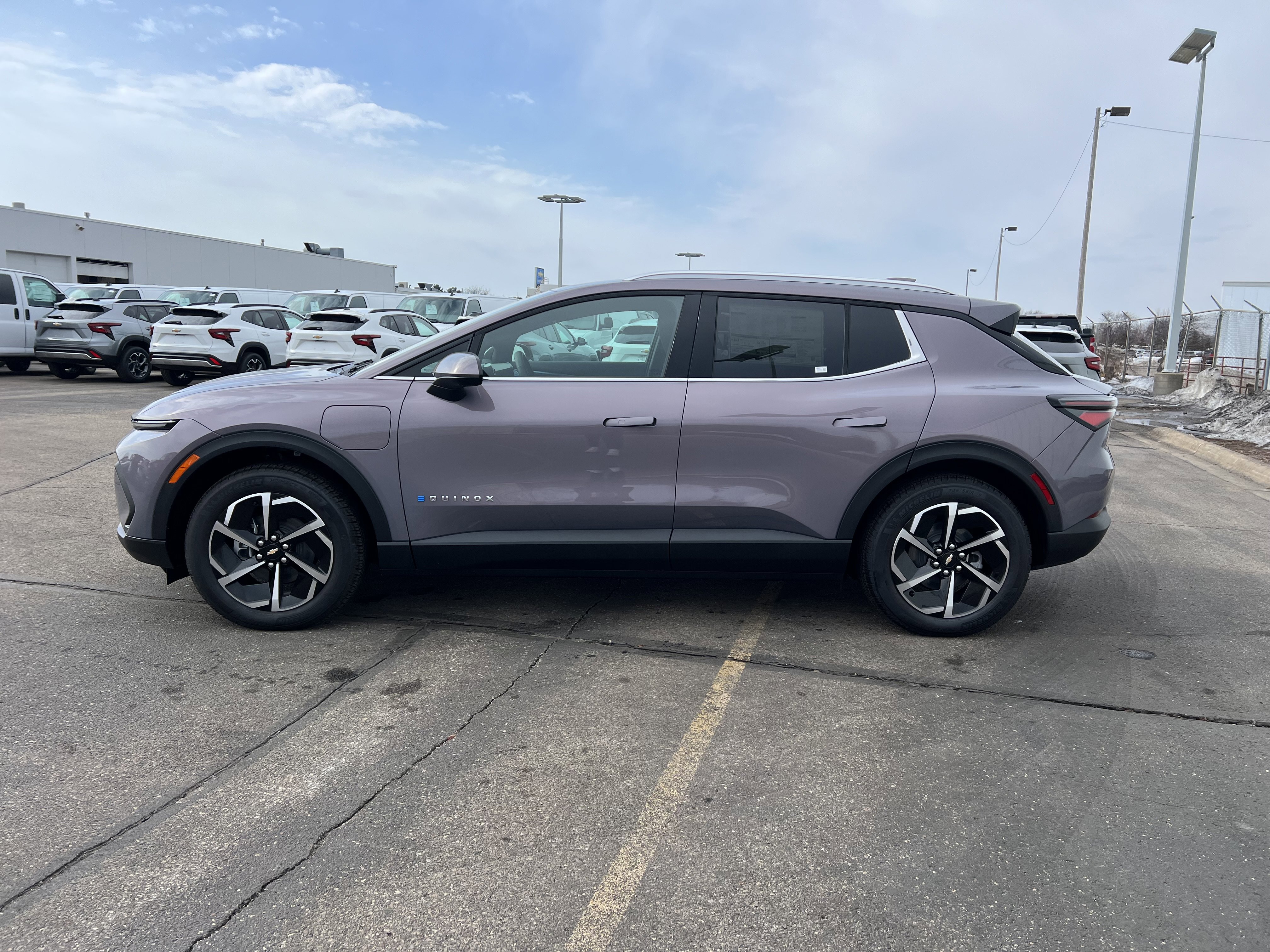 New 2026 Chevrolet Equinox EV LT AWD/4WD image 36