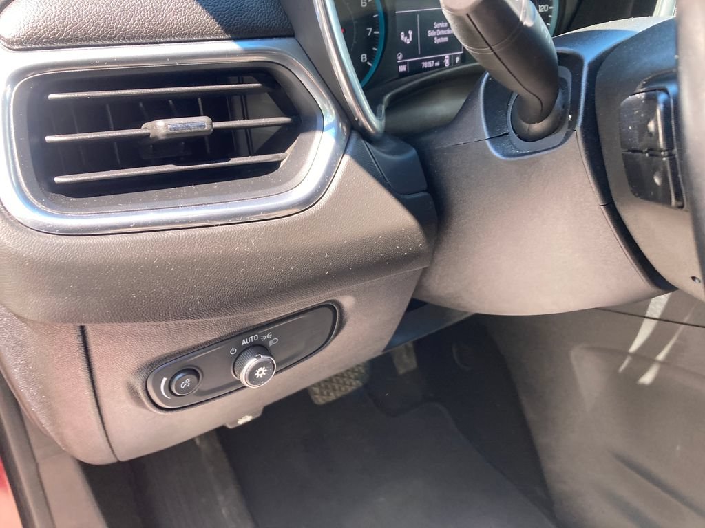 Used 2018 Chevrolet Equinox LT AWD/4WD image 17