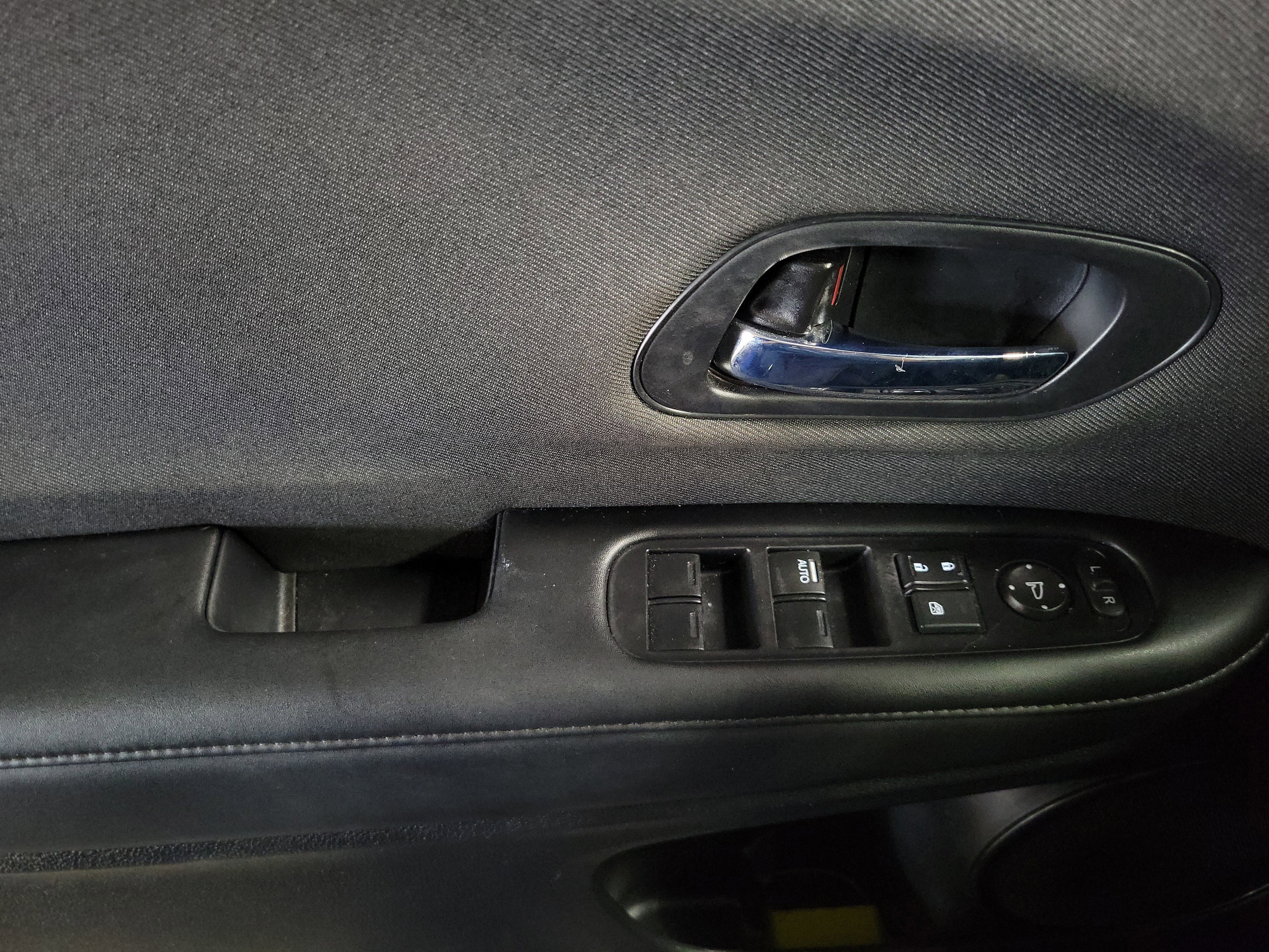 Used 2021 Honda HR-V Sport image 20