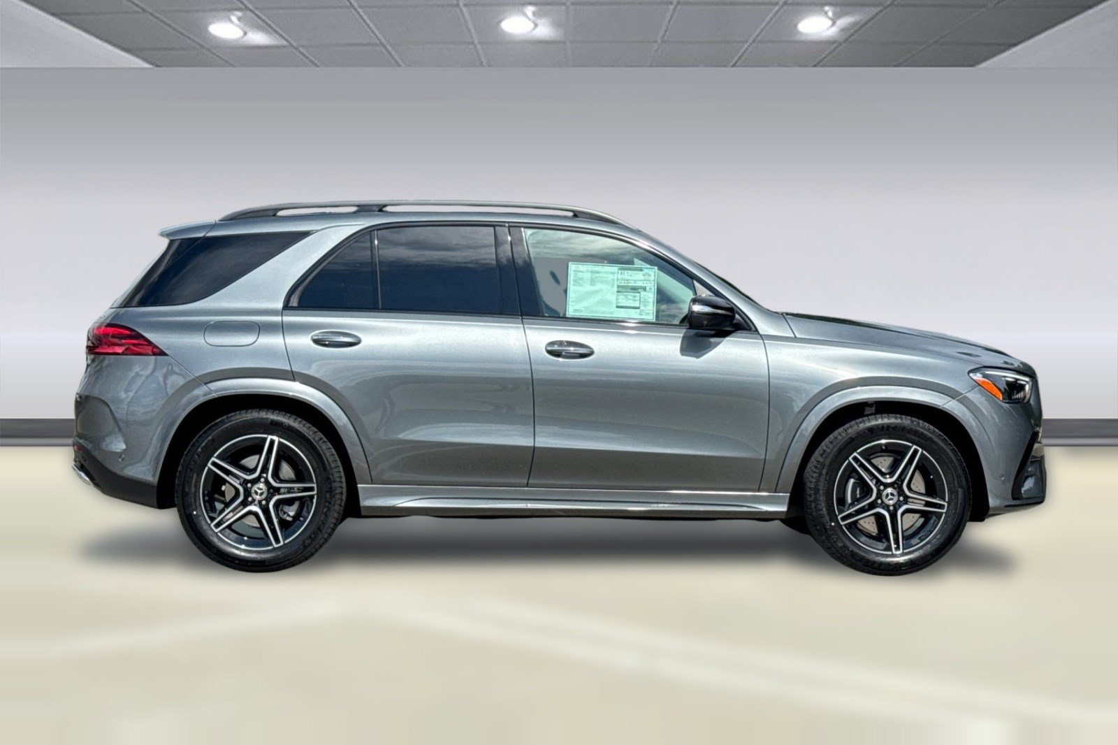 New 2026 Mercedes-Benz GLB 250 image 8