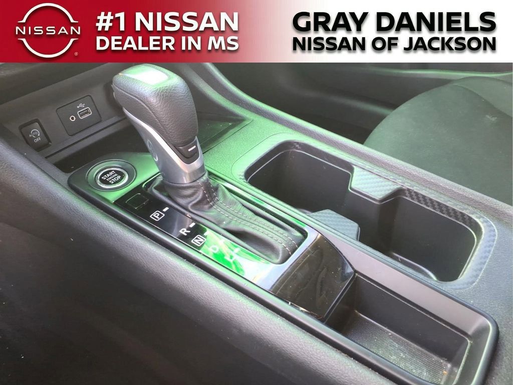 Used 2024 Nissan Sentra S FWD image 19