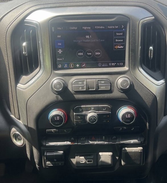 Used 2020 Chevrolet Silverado 1500 LT w/ Texas Edition image 13