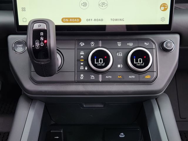 New 2026 Land Rover Defender 110 S AWD/4WD image 14