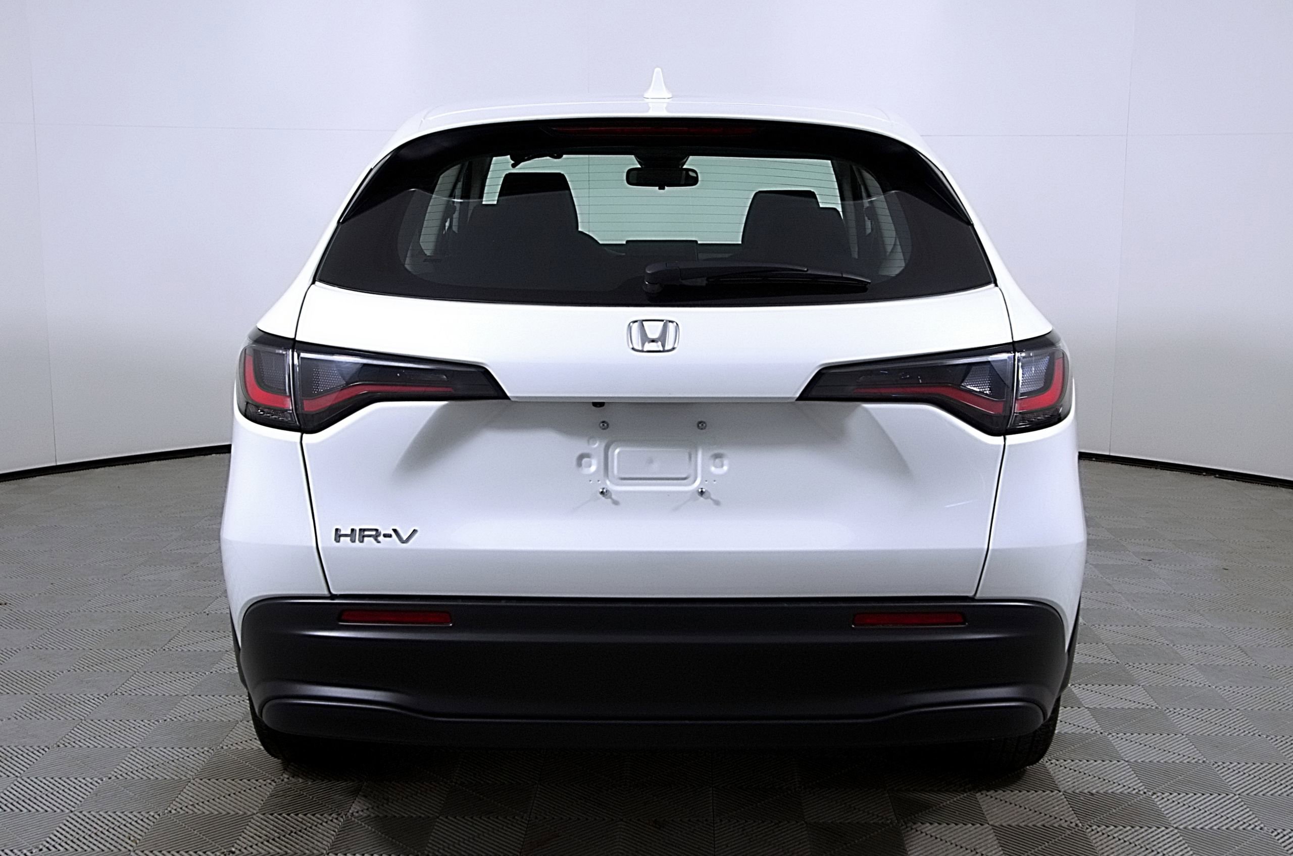 Used 2024 Honda HR-V LX image 8
