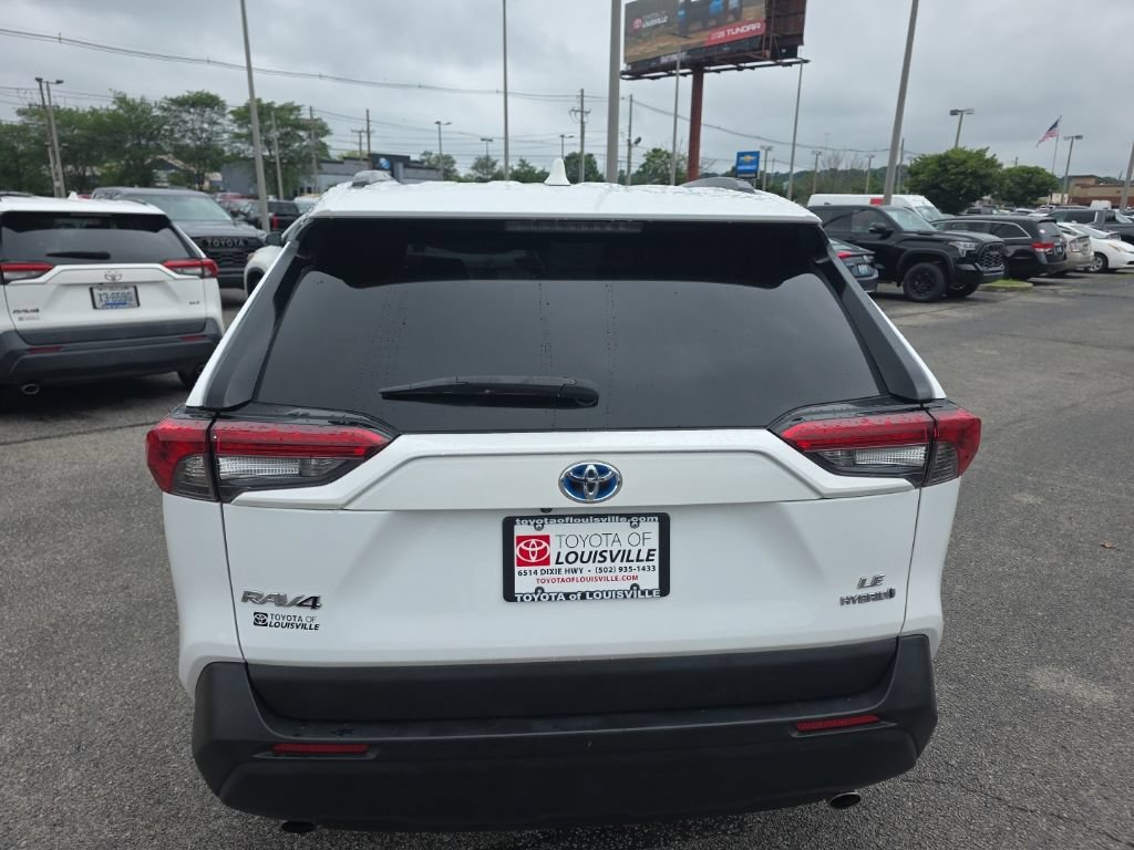 Certified 2024 Toyota RAV4 LE AWD/4WD image 5