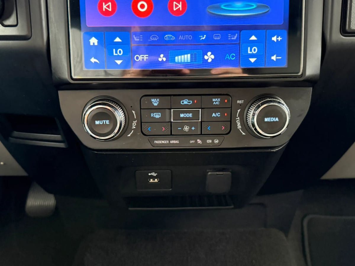 Used 2019 Ford F150 XL w/ Equipment Group 101A Mid RWD image 45