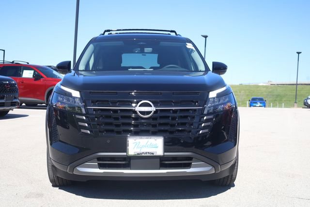 New 2026 Nissan Pathfinder SL w/ SL Premium Package AWD/4WD image 3