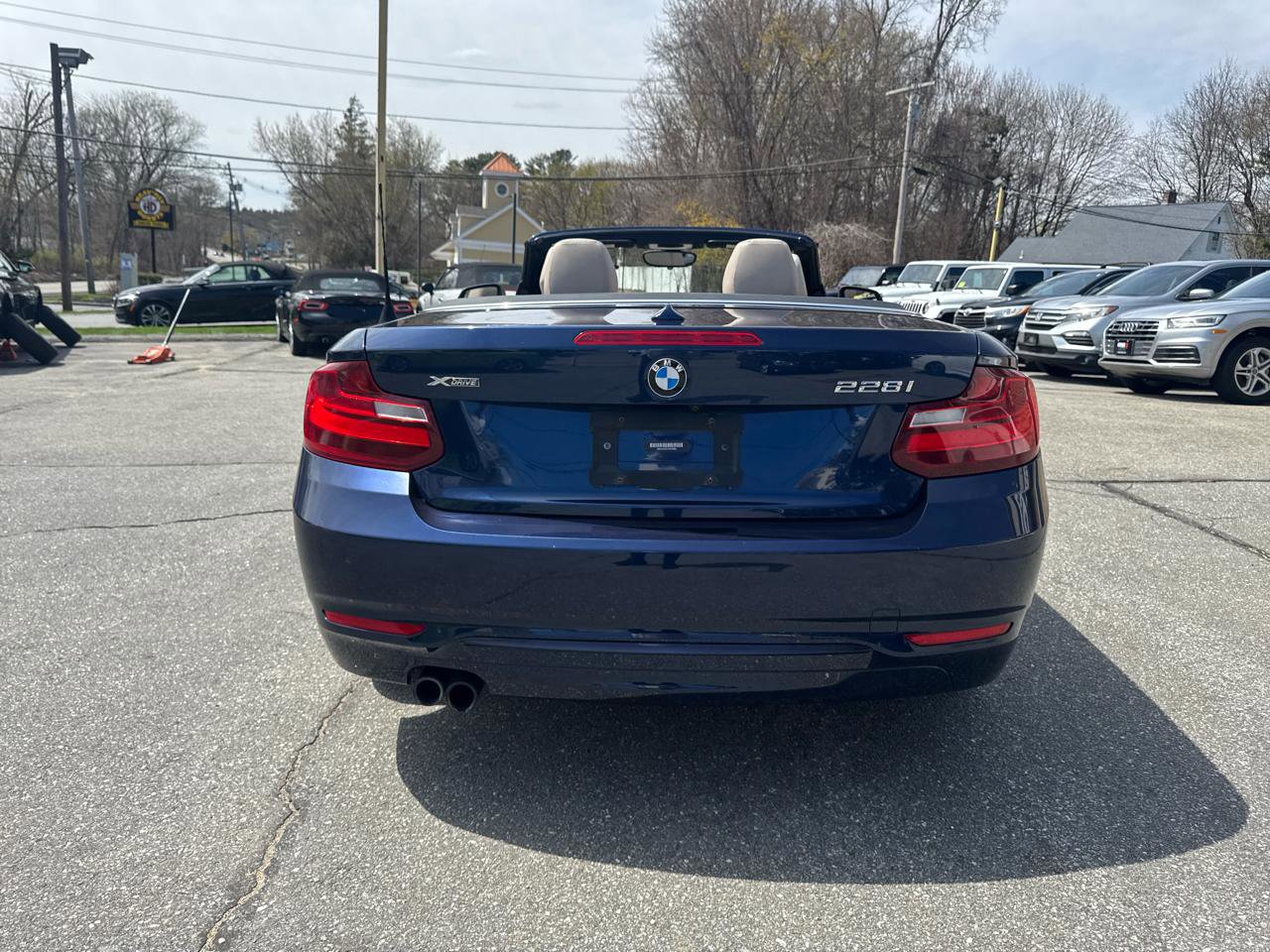 Used 2015 BMW 228i xDrive Convertible AWD/4WD image 10