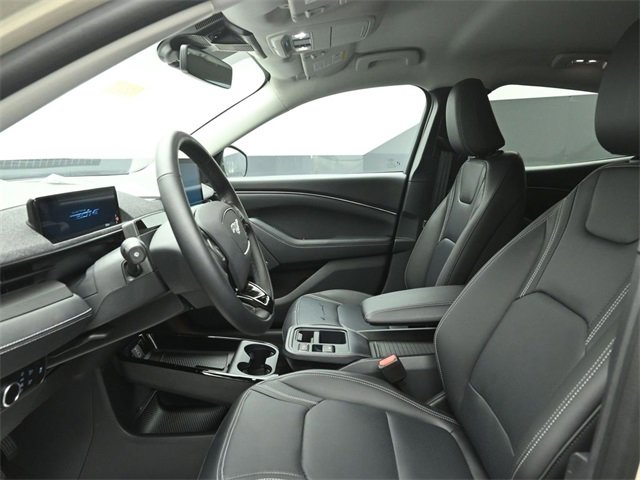 Used 2025 Ford Mustang Mach-E Premium image 9