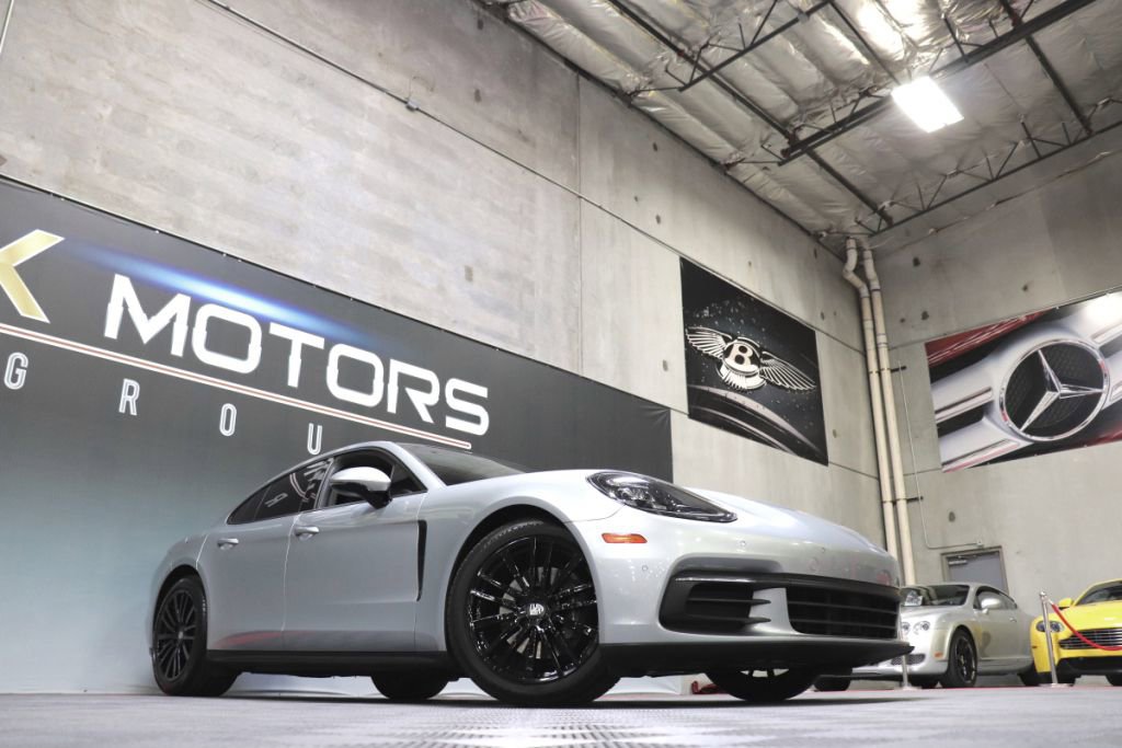 Used 2019 Porsche Panamera 4 AWD/4WD image 74