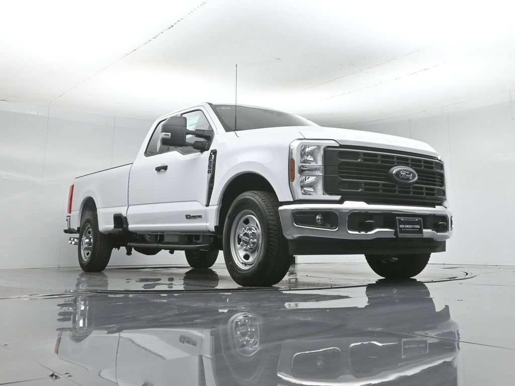 New 2026 Ford F350 XL w/ XL Chrome Package RWD image 44